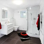 Apartamento Z - With Parking, Air Condition, Motorbike Garage, Ev Power Station *