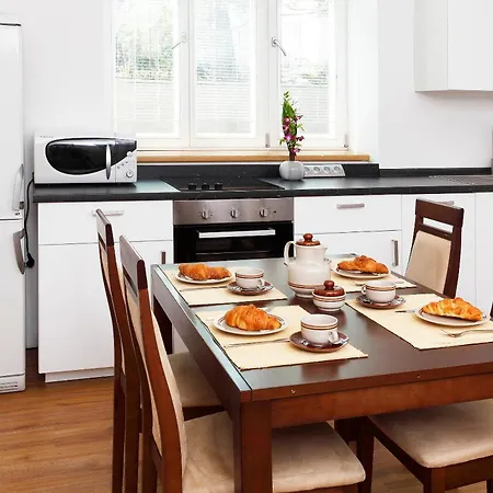 Z - With Private Parking 布尔诺